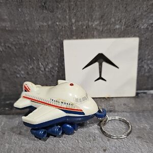 Trans World Airlines (TWA) Vintage Plane Keychain - White & Navy